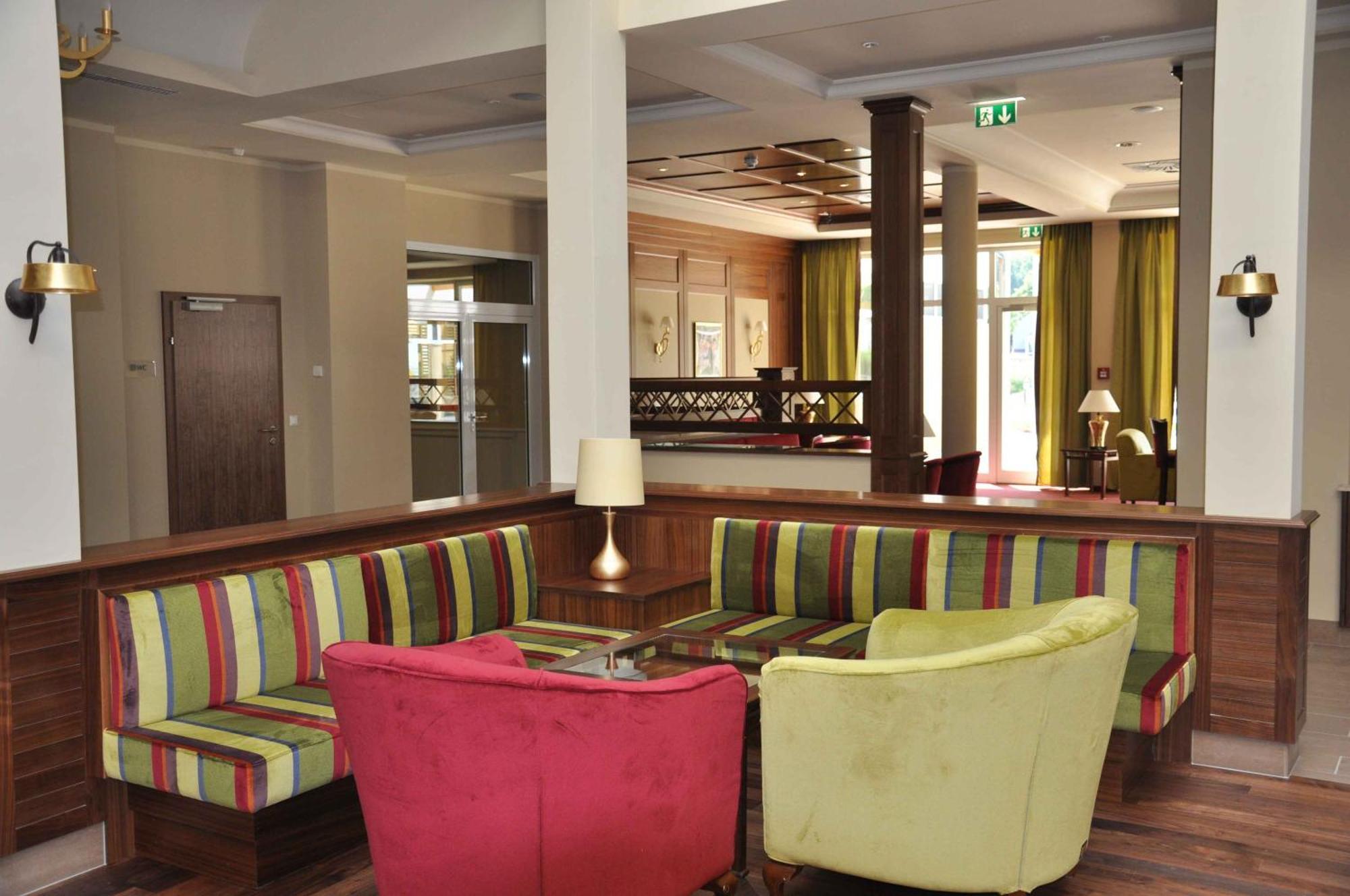 Gesundheitsresort Bad St. Leonhard Bad Sankt Leonhard im Lavanttal Buitenkant foto