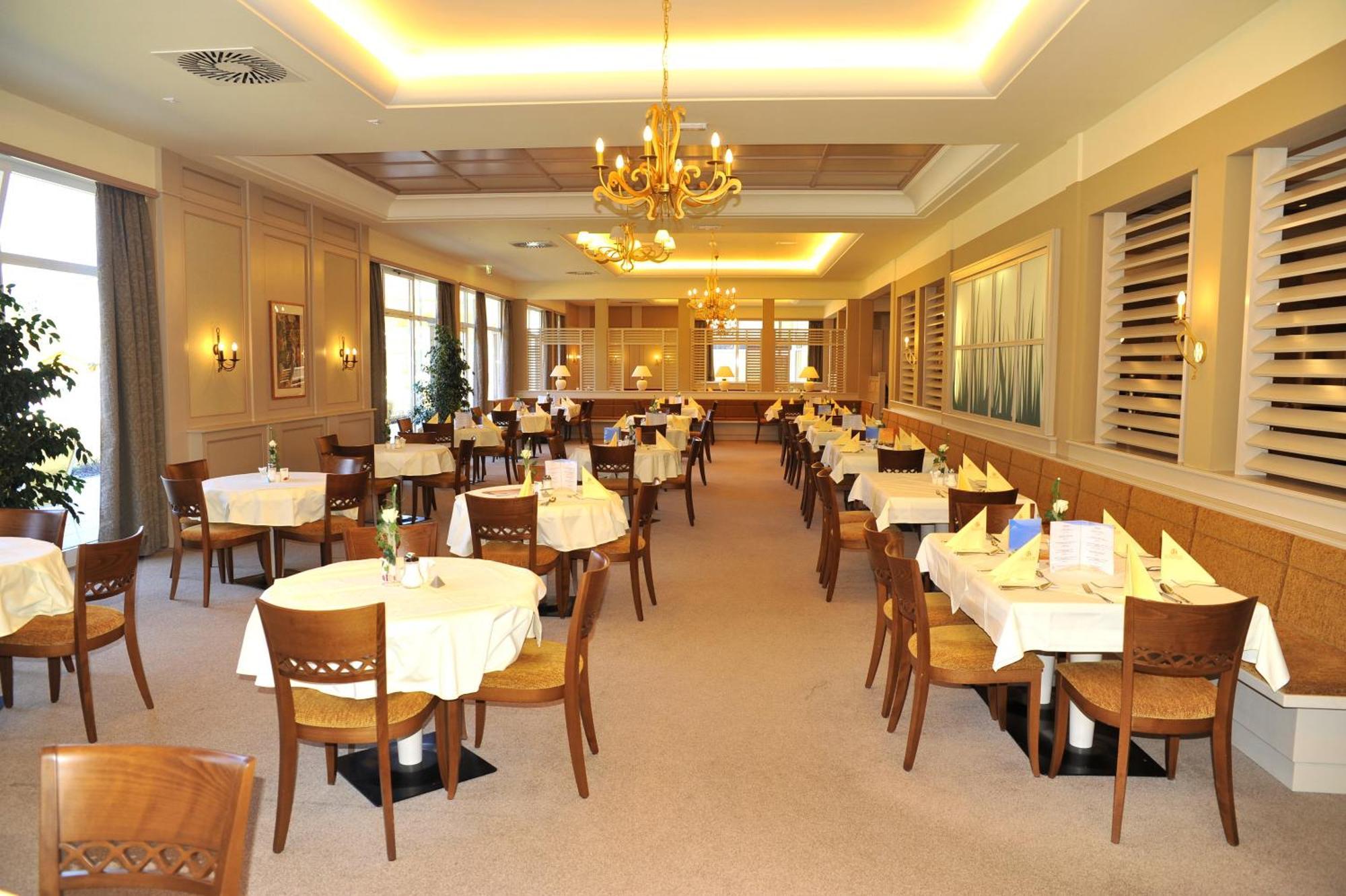 Gesundheitsresort Bad St. Leonhard Bad Sankt Leonhard im Lavanttal Buitenkant foto