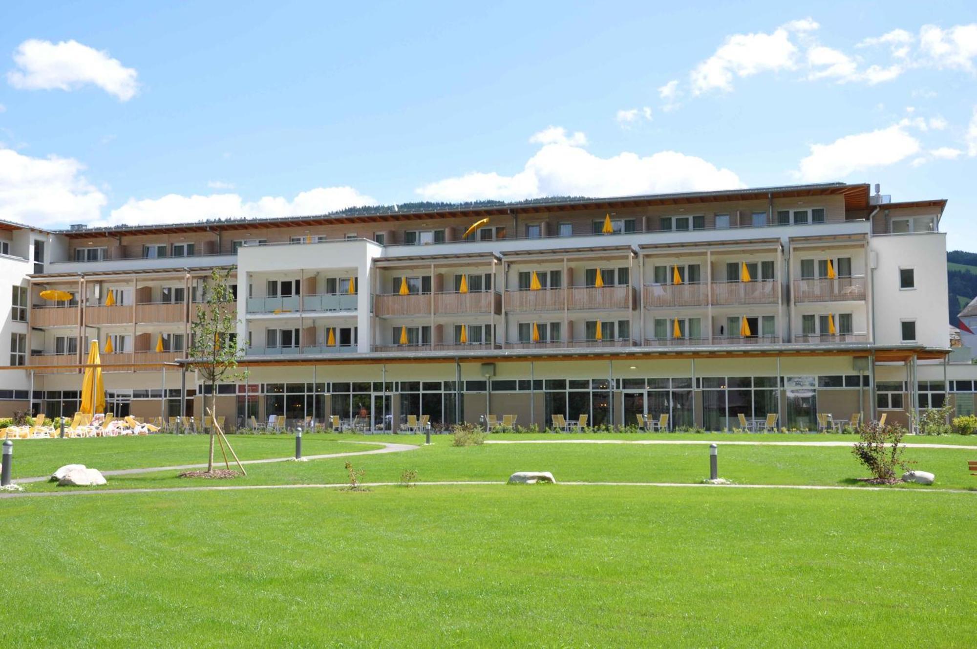 Gesundheitsresort Bad St. Leonhard Bad Sankt Leonhard im Lavanttal Buitenkant foto